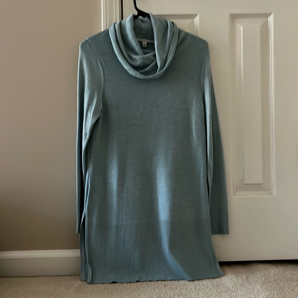 Adrienne Vittadini lightweight sweater